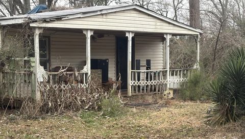 1106 S Christine Ave