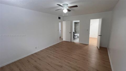 3105 Oakland Shores Dr