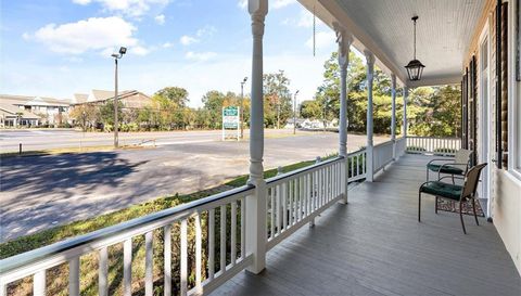 3251 Cottage Hill