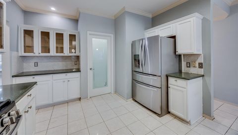 4103 Natural Bridge CT