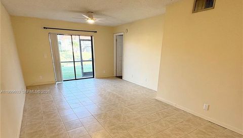 21904 Lake Forest Cir