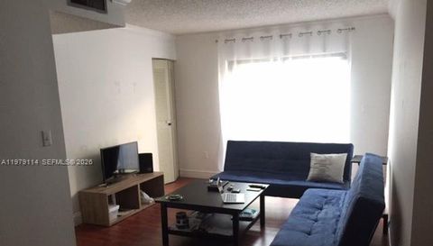 4021 Indian Creek Dr