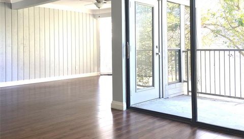 108 World Of Tennis SQ