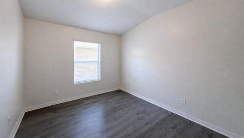 15342 OAK APPLE COURT