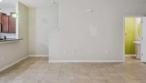 9754 Pembrooke Pines Dr