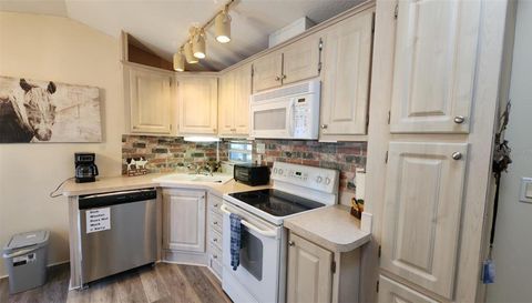 8 LONG HAMMOCK DRIVE