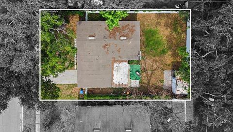 609 FAIRMONT DRIVE