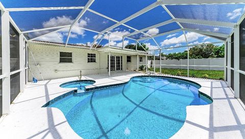 3207 19th Ave W