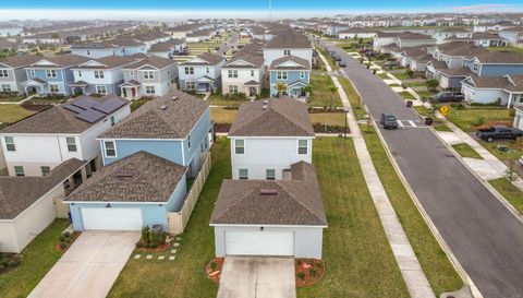 1823 Summer Serenity Dr