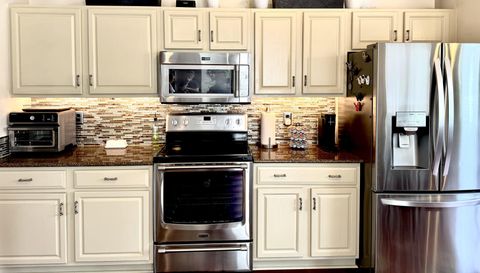 6114 Fieldstone Cir