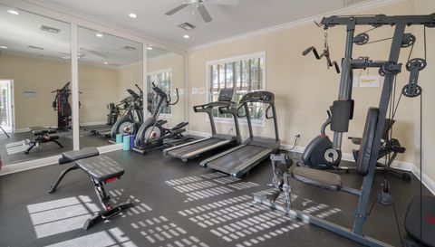 4882 Maymont Park Cir