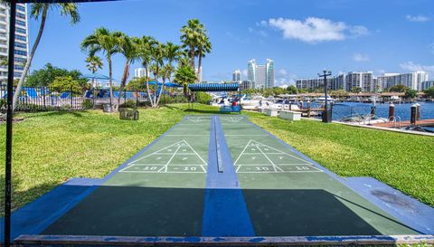 600 Three Islands Blvd