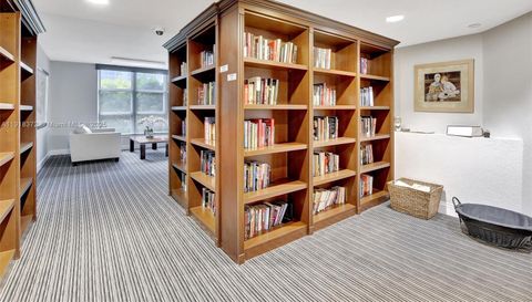 3500 Mystic Pointe Dr