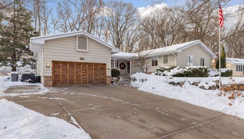 5833 Creek Valley Rd