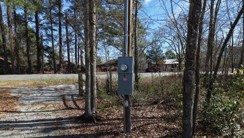 6879 Haynes Lennon Hwy