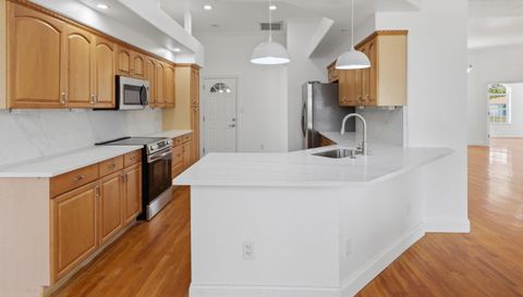 5143 Pompano Rd
