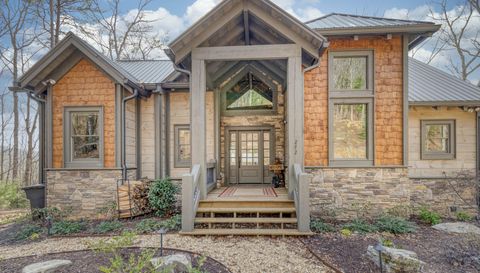 272 Heights Overlook