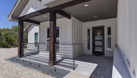 841 Golden Eagle Loop Canyon Lake