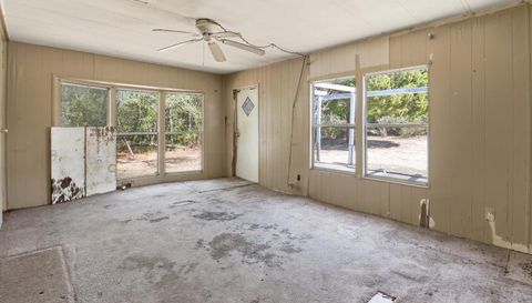 2012 S Rock Crusher Rd