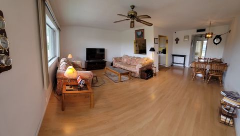 3300 Springdale Boulevard