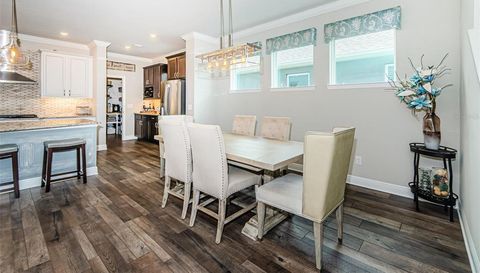 2554 CLAYMORE STREET