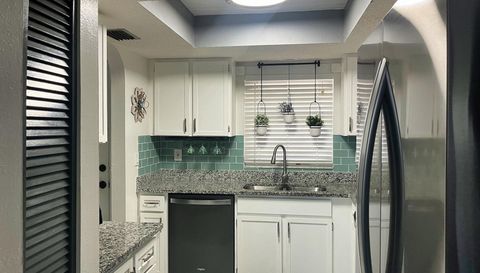 2395 Harbor Blvd Apartment 203