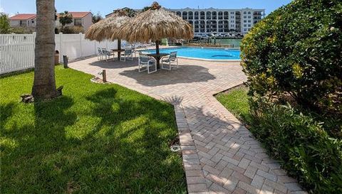 255 Dolphin Point