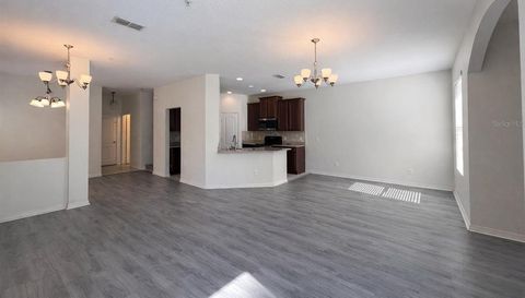 15342 OAK APPLE COURT