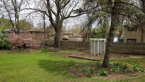 2536 Old Glenview Rd