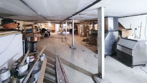 3256 N Elston Avenue