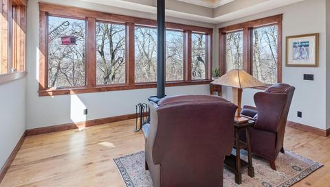 1912 Linner Woods Court