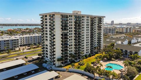 400 ISLAND WAY