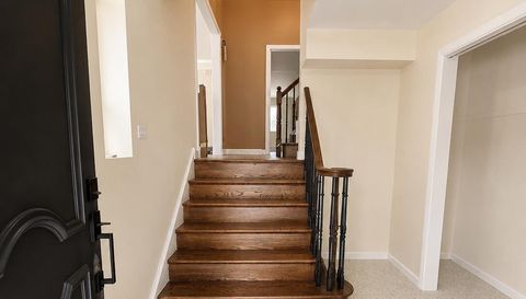 725 Birchwood Rd