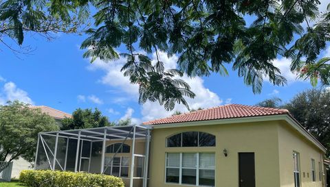 6206 Indian Forest Cir