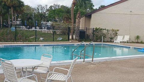 2716 HIDDEN LAKE BOULEVARD