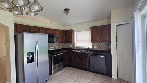 2338 CORDOVA COURT