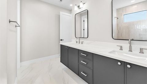 1326 W NEW HAMPSHIRE STREET