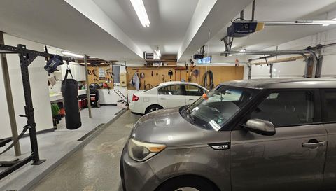 11815 N Lake Side Dr