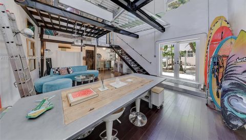 305 Jefferson Ave