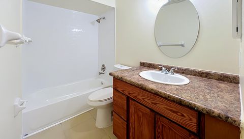 7122 Harbor Heights Cir