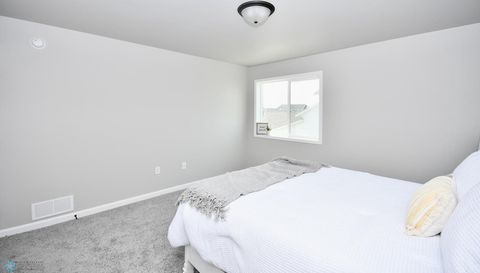 2387 Eagle Valley Drive S