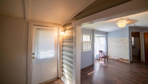 1423 N Lawrence Hollow Dr