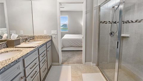 8897 Hinsdale Heights