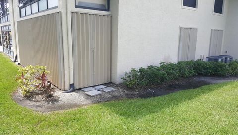 771 SW South River Dr 102