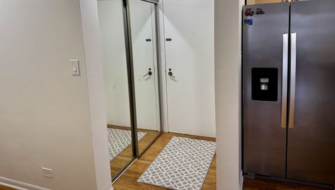 18 E Old Willow Road