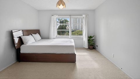 300 Diplomat Pkwy APT 601