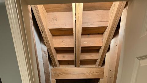 2030 Lenox Cove Cir NE