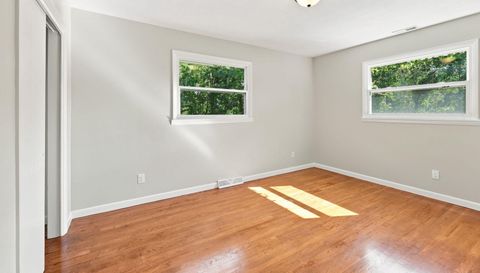 1496 Jenkins Valley Rd