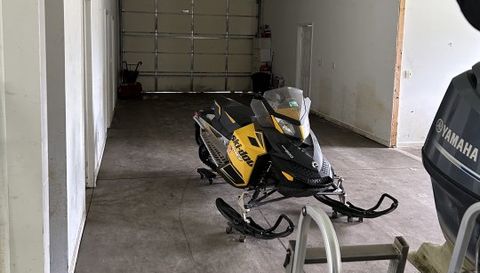 10069 Silver Lake Rd