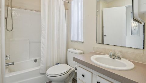 2029 Bayou Drive South